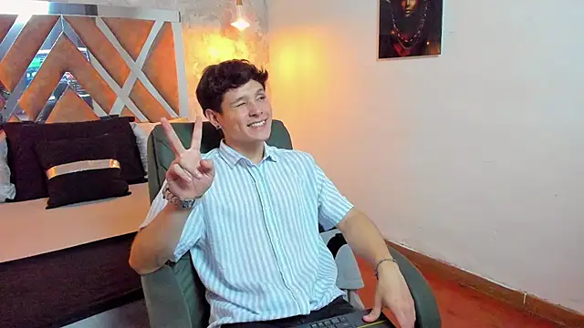 kraven lust online show from September 25, 3:01 am