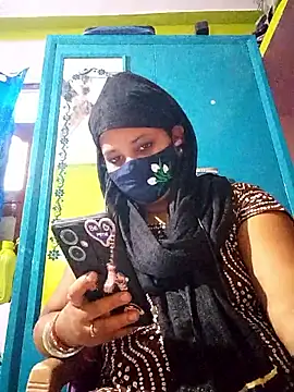 Snapshot of TAMI_KAYAL chatting on November 14, 6:06 am TAMI KAYAL online show from November 14, 6:06 am