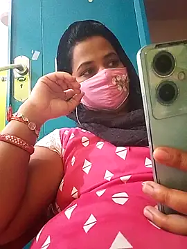 Snapshot of TAMI_KAYAL chatting on December 18, 7:35 am TAMI KAYAL online show from December 18, 7:35 am