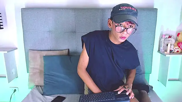 Snapshot of Billie_Turner_ chatting on October 7, 5:08 am Billie Turner online show from October 7, 5:08 am