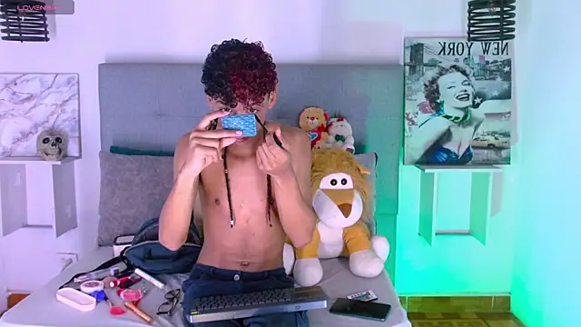 Snapshot of Billie_Turner_ chatting on November 3, 5:01 am Billie Turner online show from November 3, 5:01 am