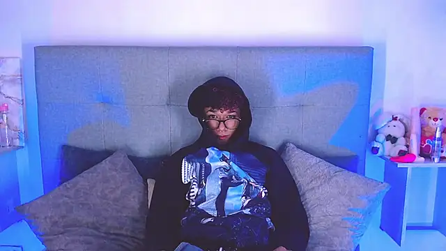 Snapshot of Billie_Turner_ chatting on October 9, 4:13 am Billie Turner online show from October 9, 4:13 am