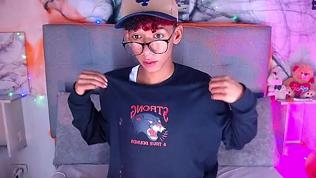 Snapshot of Billie_Turner_ chatting on October 23, 4:22 am Billie Turner online show from October 23, 4:22 am