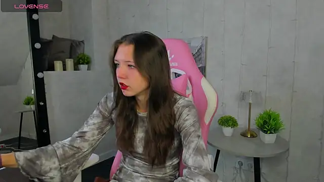 Snapshot of Amanda_Reedd chatting on October 1, 1:00 am Amanda Reedd online show from October 1, 1:00 am