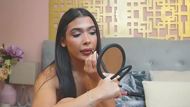 MyaMuse online show from December 4, 8:13 am