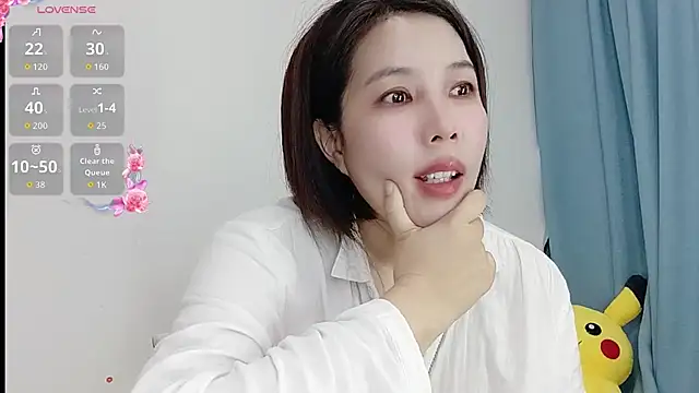 Snapshot of Miraitowa_ chatting on June 27, 10:49 pm Miraitowa online show from June 27, 10:49 pm