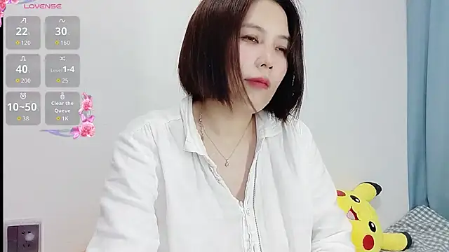 Snapshot of Miraitowa_ chatting on June 26, 4:13 pm Miraitowa online show from June 26, 4:13 pm
