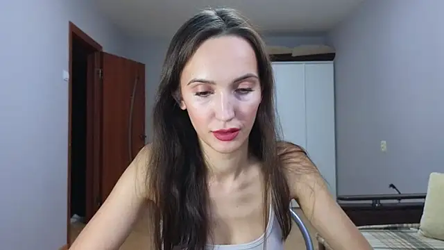 Lillian-Clark online show from November 22, 11:09 am