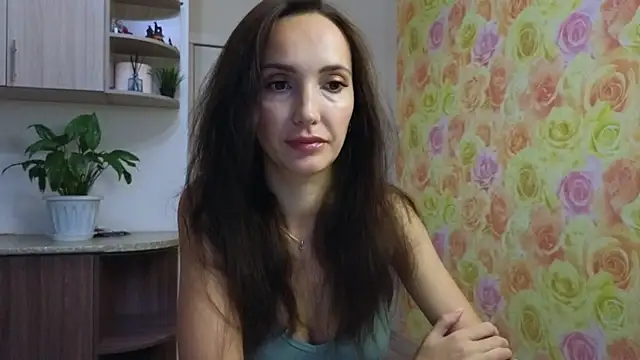 Lillian-Clark online show from October 23, 4:00 am