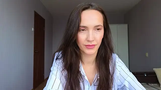 Lillian-Clark online show from March 8, 9:45 am