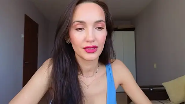 Lillian-Clark online show from January 9, 7:59 am