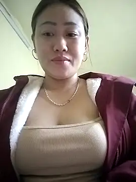 Snapshot of Dung_x chatting on February 21, 3:08 am Dung x online show from February 21, 3:08 am