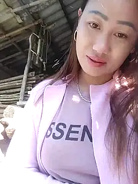 Snapshot of Dung_x chatting on January 18, 2:04 am Dung x online show from January 18, 2:04 am