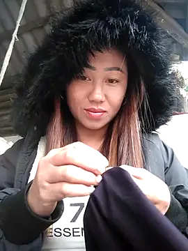 Snapshot of Dung_x chatting on January 16, 1:31 am Dung x online show from January 16, 1:31 am