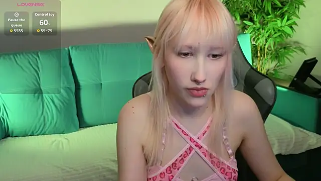 evlica online show from March 7, 2:33 pm