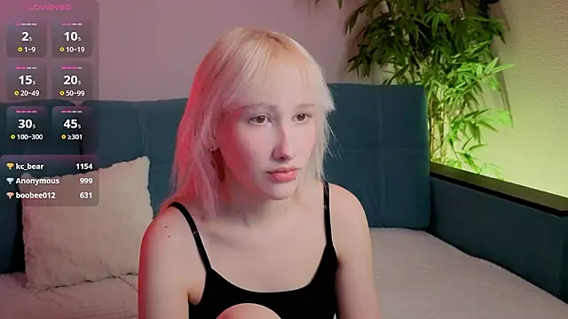 evlica online show from March 14, 2:12 pm