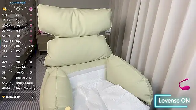 janequeen online show from November 7, 12:10 pm