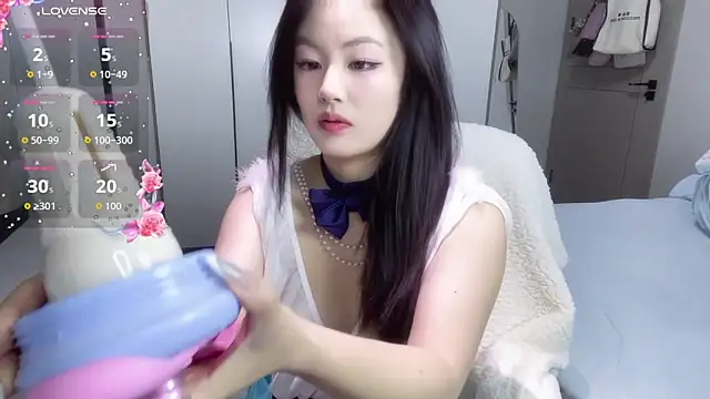 janequeen online show from February 8, 4:26 pm