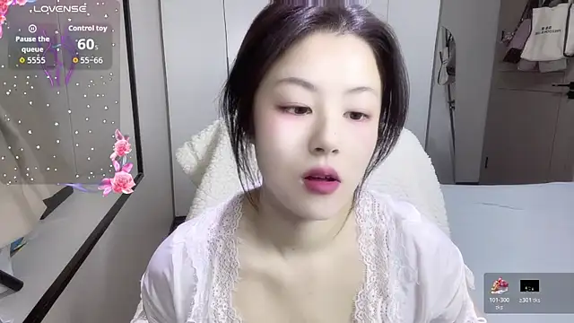 janequeen online show from February 7, 2:36 pm