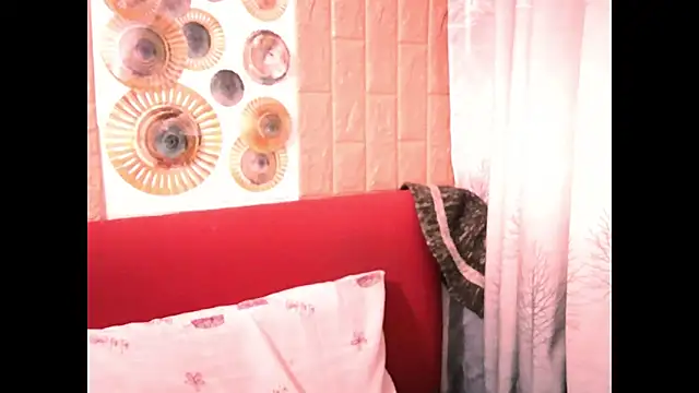 Indiansexyboobs18 online show from March 26, 5:44 pm