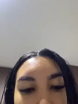 Snapshot of karolaalcendra chatting on December 2, 12:00 am karolaalcendra online show from December 2, 12:00 am