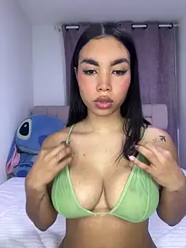 karolaalcendra online show from December 20, 3:42 am