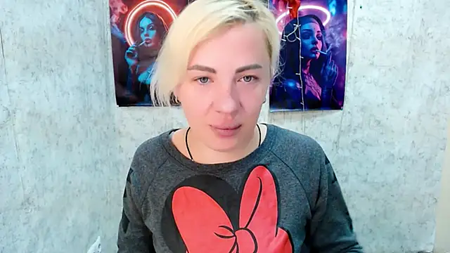 EmmaCat  online show from March 3, 5:03 am