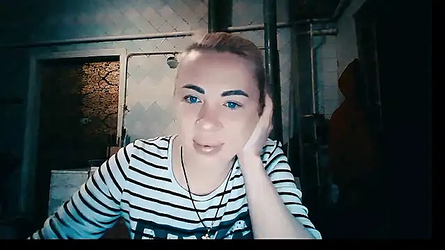 EmmaCat  online show from January 11, 5:58 am