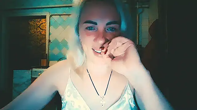 EmmaCat  online show from April 24, 6:21 pm