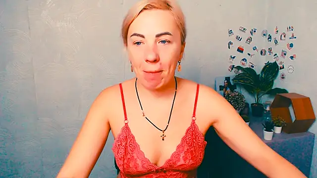 EmmaCat  online show from November 21, 5:28 am