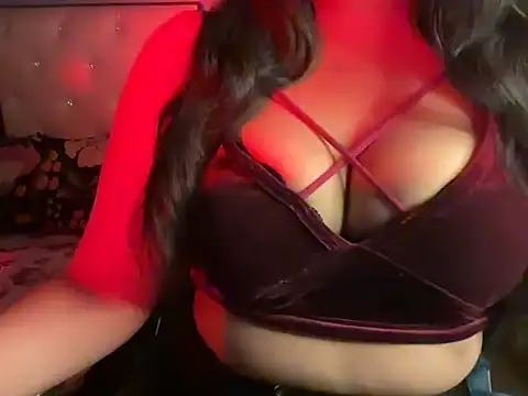Reena R online show from September 23, 4:25 pm