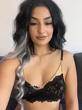 Mia spicyy online show from November 28, 9:42 am