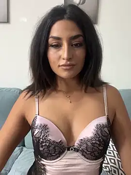 Snapshot of Mia_spicyy chatting on October 12, 8:37 am Mia spicyy online show from October 12, 8:37 am