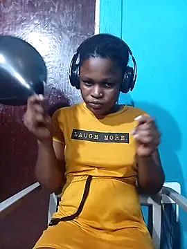 BlondieBitch online show from December 22, 3:01 pm