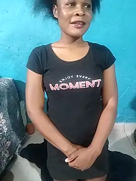 BlondieBitch online show from December 17, 9:53 pm