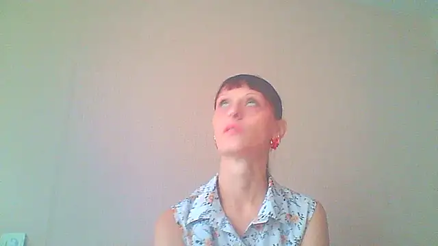 Snapshot of Irivana chatting on September 29, 7:04 am Irivana online show from September 29, 7:04 am