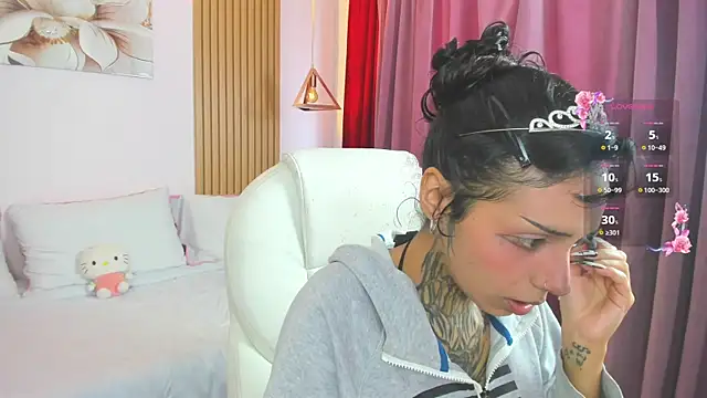 KoraRousee online show from July 19, 3:42 pm