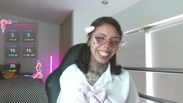 KoraRousee online show from March 9, 1:58 pm