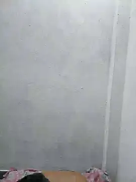 bigcutecouple online show from February 20, 10:28 am