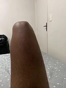 Snapshot of Morenolatino881 chatting on December 3, 9:58 pm Morenolatino881 online show from December 3, 9:58 pm