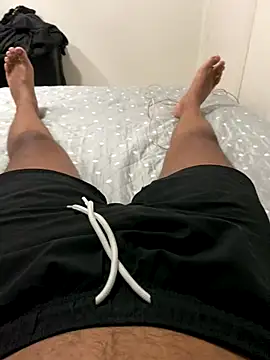 Snapshot of Morenolatino881 chatting on October 28, 10:31 pm Morenolatino881 online show from October 28, 10:31 pm