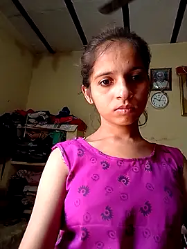 Snapshot of Saloni-Gupta chatting on October 17, 4:38 am Saloni-Gupta online show from October 17, 4:38 am