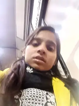 Saloni-Gupta online show from January 9, 12:12 pm