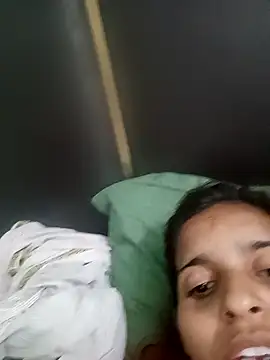 Saloni-Gupta online show from March 23, 8:41 pm