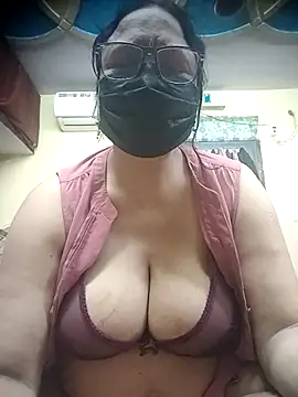 thehotlady online show from April 3, 3:13 am