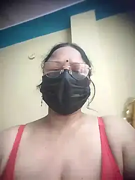 thehotlady online show from June 27, 3:56 am