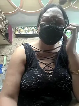 thehotlady online show from March 7, 3:35 am