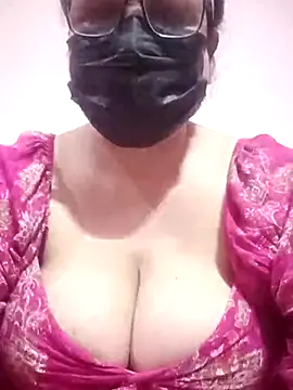 thehotlady online show from January 7, 12:54 pm