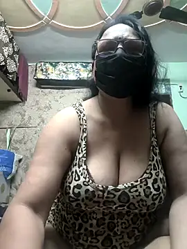 thehotlady online show from March 4, 3:14 am