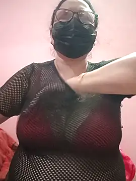 thehotlady online show from December 16, 8:18 am